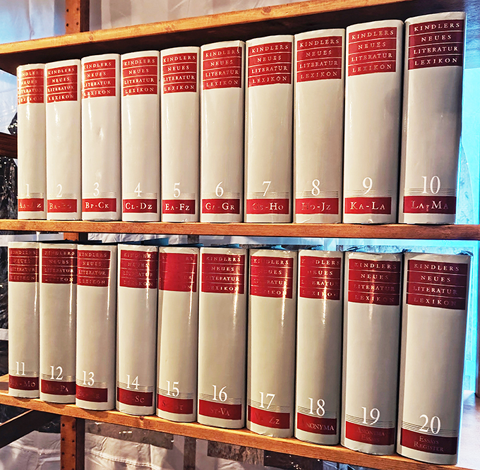 Kindlers Neues Literatur Lexikon